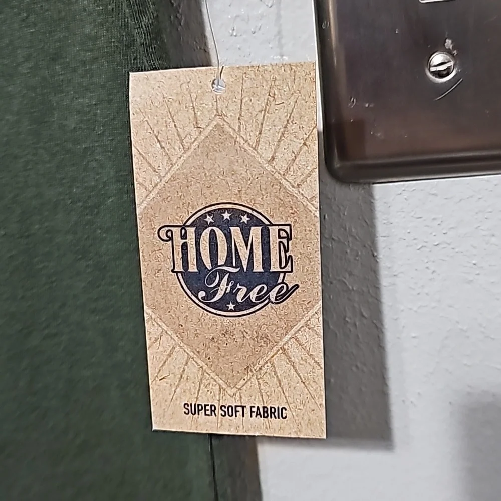 Nwt home free super soft Arkansas t-shirt - Picture 3 of 5